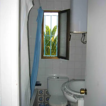 Vila Malyma With 2 And 1 Apartment, Front 10,000m2 Botanic Garden *
