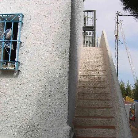 Vila Malyma With 2 And 1 Apartment, Front 10,000m2 Botanic Garden Zahora