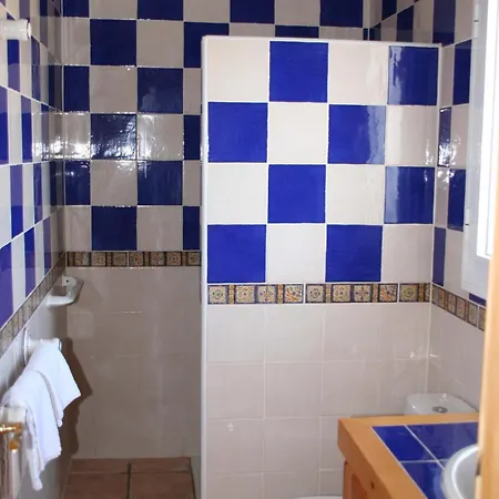 Malyma With 2 And 1 Apartment, Front 10,000m2 Botanic Garden Zahora