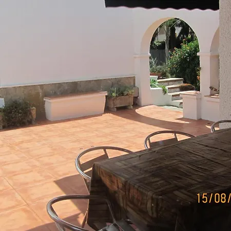 Villa Malyma Front 10,000m2 Botanic Garden